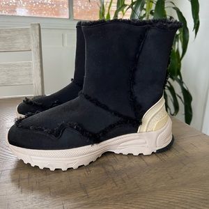 Coach boots